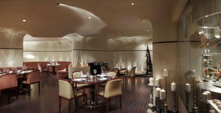 자이푸르 메리어트 호텔 외부 사진 The interior of the restaurant